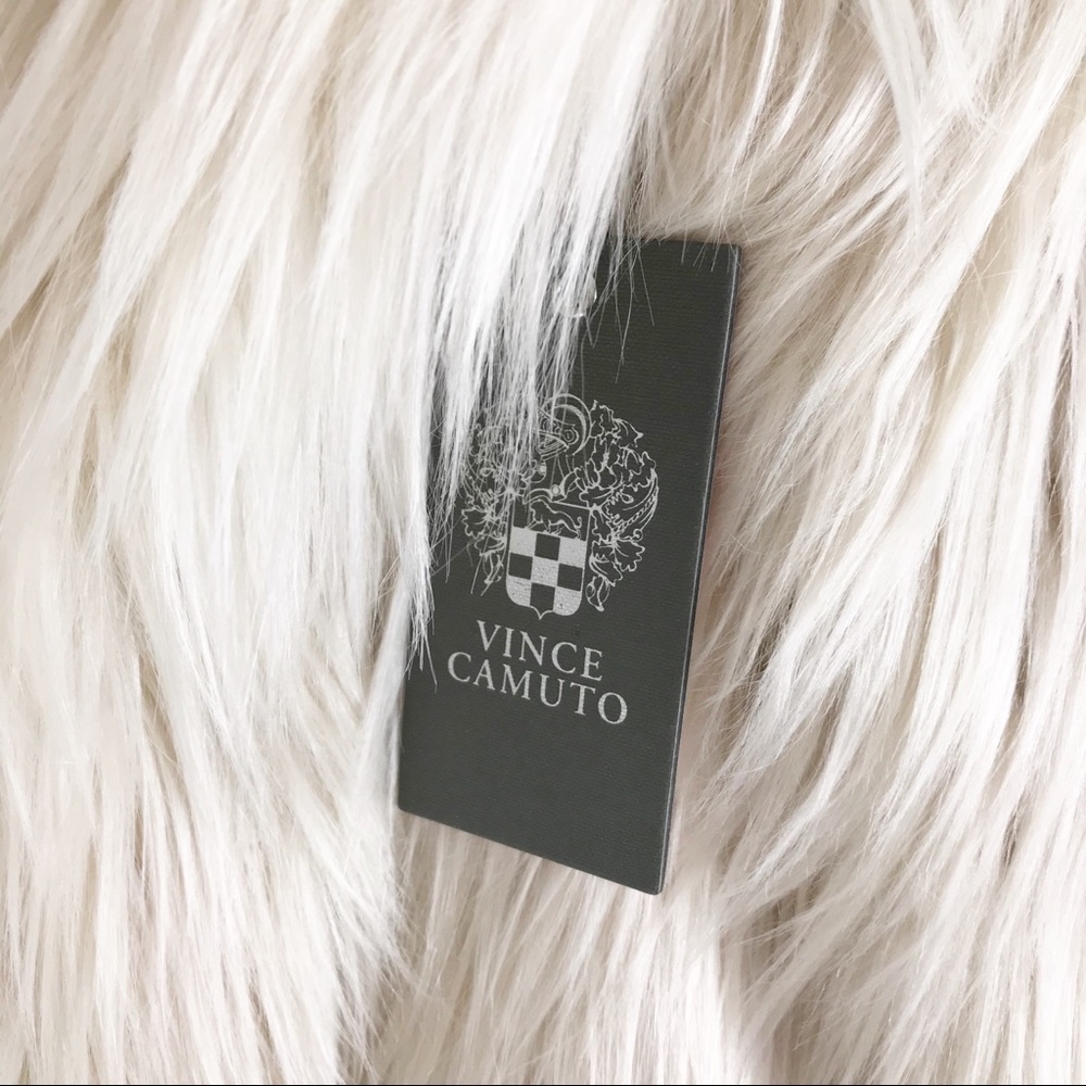 ❌SOLD❌VINCE CAMUTO Shaggy Faux Fox Fur Coat Jacket - Picture 7 of 16